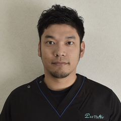 整骨院経営者 青木裕之様